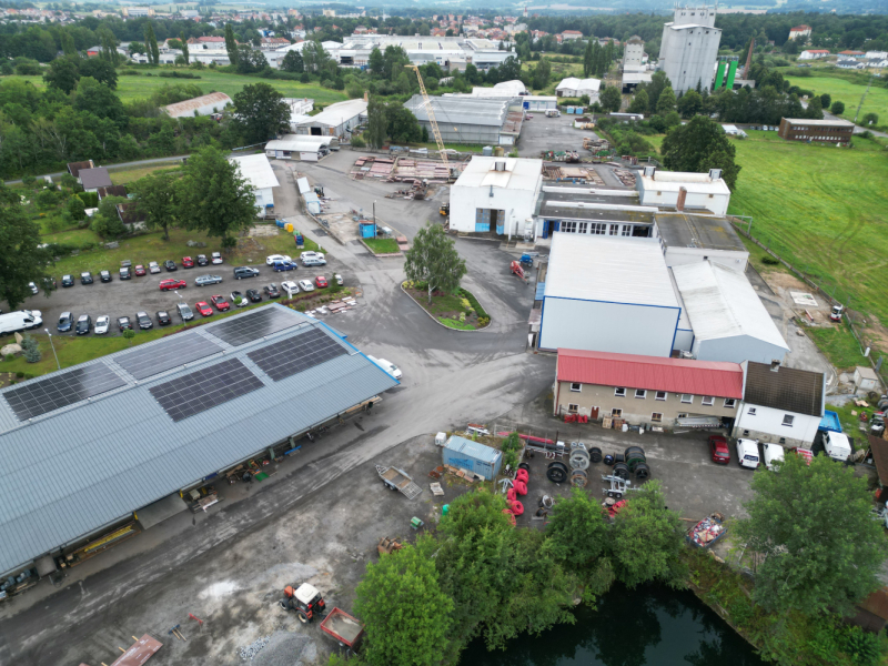 Blatenské strojírny Blatná s.r.o. - FVE o instalovaném výkonu 88,2 kWp + bateriové uložiště 105,6 kWh